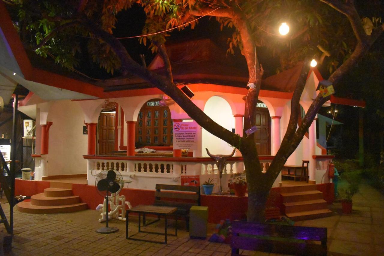 Mitra Hostel Vagator Luaran gambar