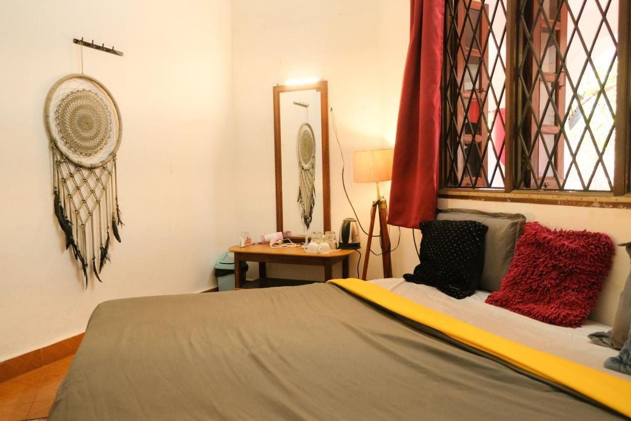 Mitra Hostel Vagator Luaran gambar